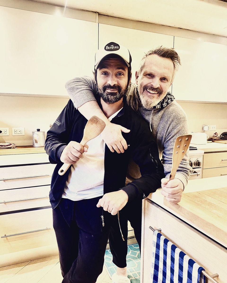 Seguimos en la hermosa Mexico🇲🇽 … esta semana me toca cocinar músicas nuevas con un viejo amigo …el gran <a href="/miguelbose/">miguelbose</a> 🥂