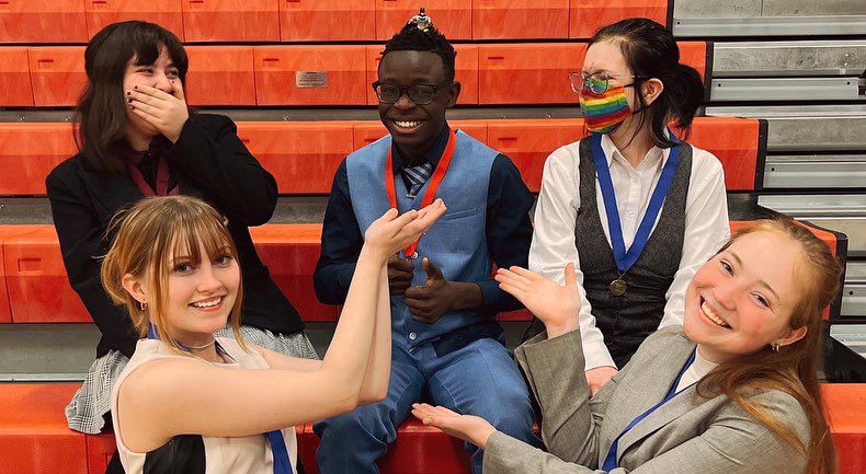 EGFSpeech's tweet photo. Results from Sections!

Neve - 1st in Creative (Straight 1’s for the Day) &amp; Advancing to the State Tournament
Madi - 1st in Discussion (Straight 1’s for the Day) &amp; Advancing to the State Tournament

Darius - 10th in Humor
Shawn - 8th in Extemp Reading

See you at State! 😉 https://t.co/kkAztNAi1y
