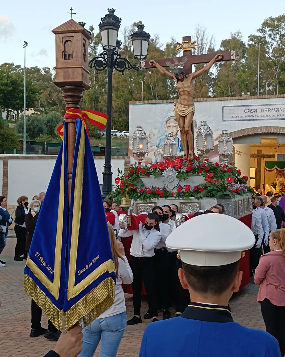 BctEncarnacion's tweet photo. Finalizamos nuestro miércoles santo 2022 en Nueva Andalucía, Marbella💙

#bctencarnacion #elburgo #yunquera #alozaina #casarabonela #tolox #serrato #ronda #sierradelasnieves #malaga #cofradiasmlg #suenalaencarnacion https://t.co/F1PxAS2Pgj