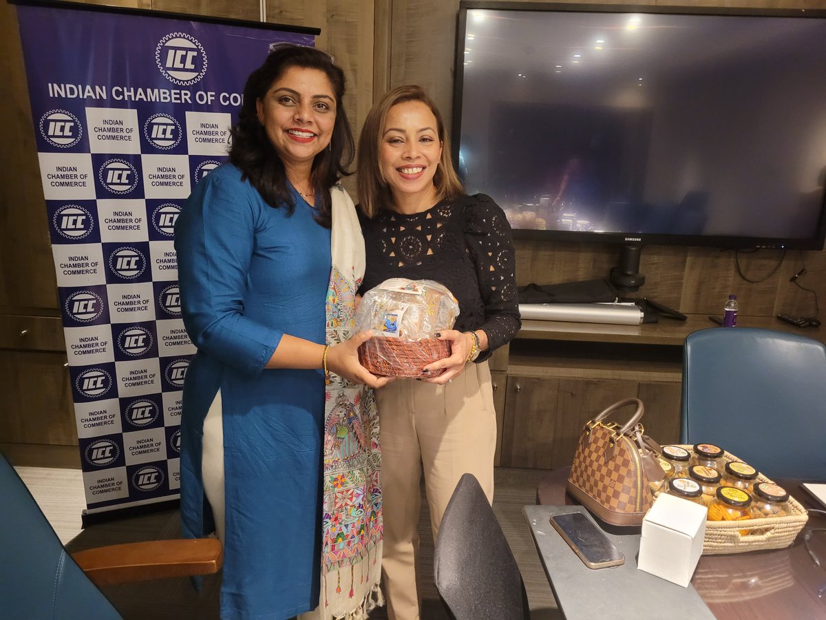 shyamajhaontwit's tweet photo. Serious Buisness talks with #IWEC, Indian Chember of Commerce and UK delegations.
A wonderful power-packed session.
Thank you ,
Prodipta Patel , PROHAT UK.
Monika Jhunjhunwala &amp; Sandip Chouchary from UK High Commission .

Let's talk Millet .
UK it is !
@MilletMagic
@wowmomfoods https://t.co/4Po1Q9ja8m