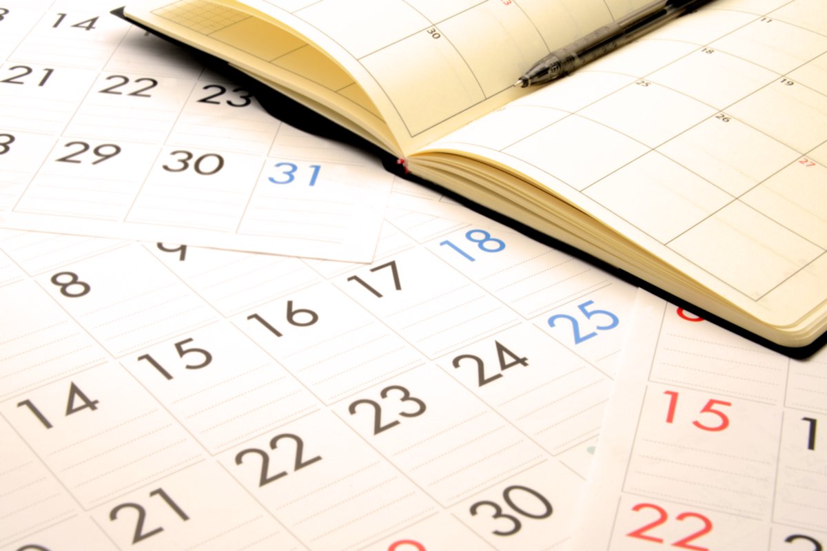 attck's tweet photo. "How to be nice when scheduling a meeting https://t.co/z1qplZk34O " https://t.co/Bh6Tu8JXFd
