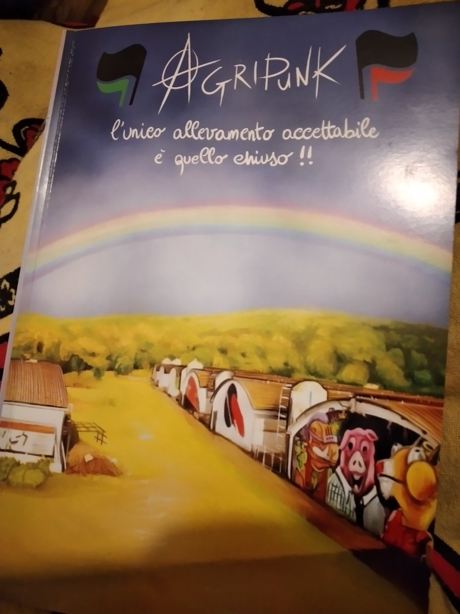 Labatarde2's tweet photo. Lungo ringraziamento
1)
Finora a divorare il libro di #Agripunk, impossibile lasciarlo una volta iniziato, e purtroppo finisce prestissimo.
È un piccolo grande gioiello per il quale, sicuramente, ancora una volta, vi ringraziamo Desirée Agripunk Manzato e David Panchetti.
❤🖤 https://t.co/hLp9aSNJN8
