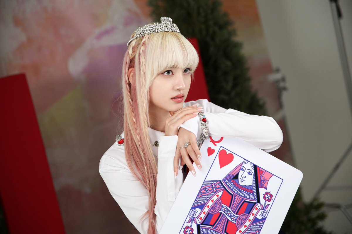 ivepics_'s tweet photo. STARSHIP NAVER UPDATE WITH  #LIZ #리즈 https://t.co/TpHlF80blK