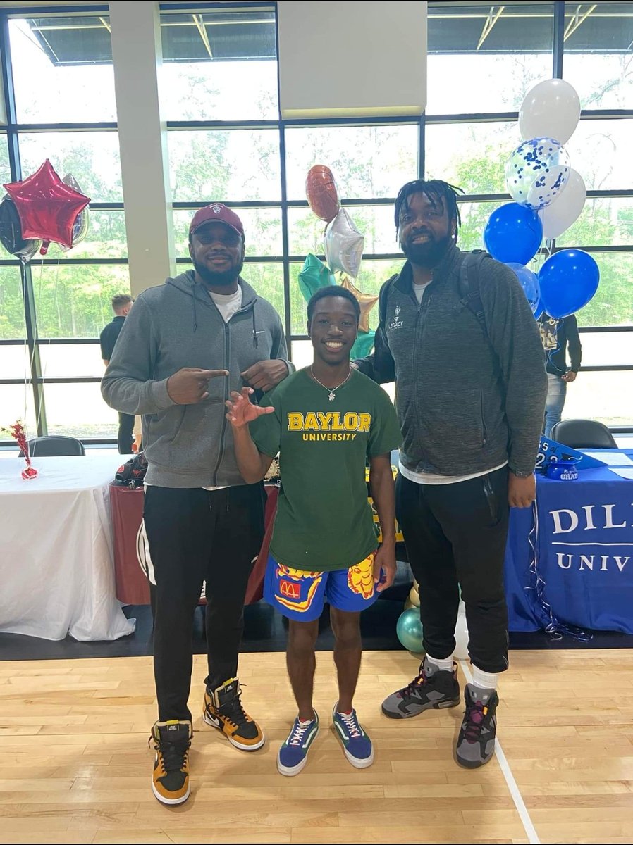 LegacyTitansMBB🏀 tweet media