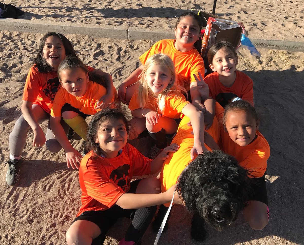 DGESTigers's tweet photo. Our girls soccer team tied this evening against Valle Vista ES. The score was 0-0, but there were lots of amazing shots on goal! Our DG defense and goalie did a stellar job keeping the other team from scoring. They are true champs!! Great job, tigers!! 

#SoccerTeam #AbqSchools https://t.co/68XFERSNgL