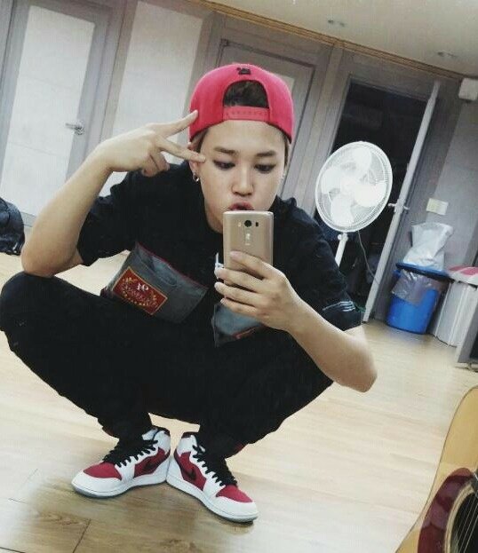 1310films's tweet photo. this jimin https://t.co/tNCpng6kT1