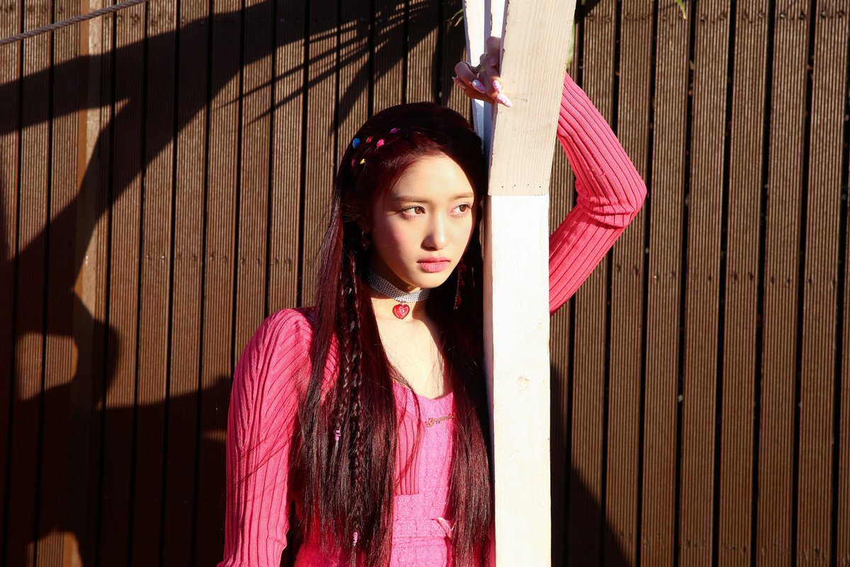 ivepics_'s tweet photo. STARSHIP NAVER UPDATE WITH #LEESEO #이서 https://t.co/n6LpdgTGeS
