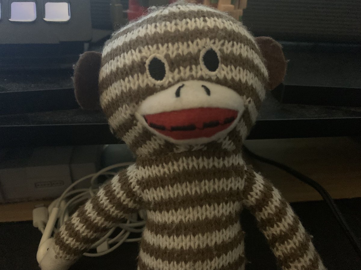 BitzelYT's tweet photo. We stan monkey here 😁 https://t.co/SUvaDB9erL