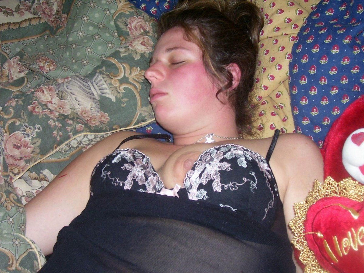 Sleeping nipslip - leaks.isbn.directory.