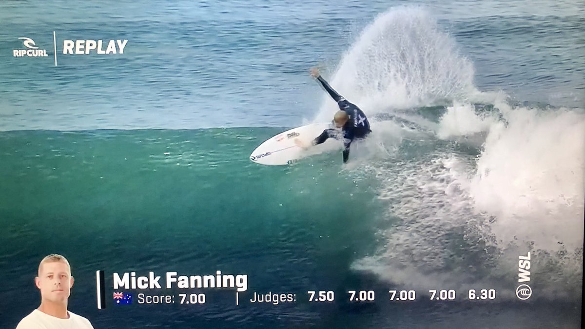 kynanlang's tweet photo. Watching @Mick_Fanning shred Bells 🔔 Beach. Up against the current number one he needs all the luck he can get. @wsl #PunchAShark https://t.co/o3HXGY2D1k