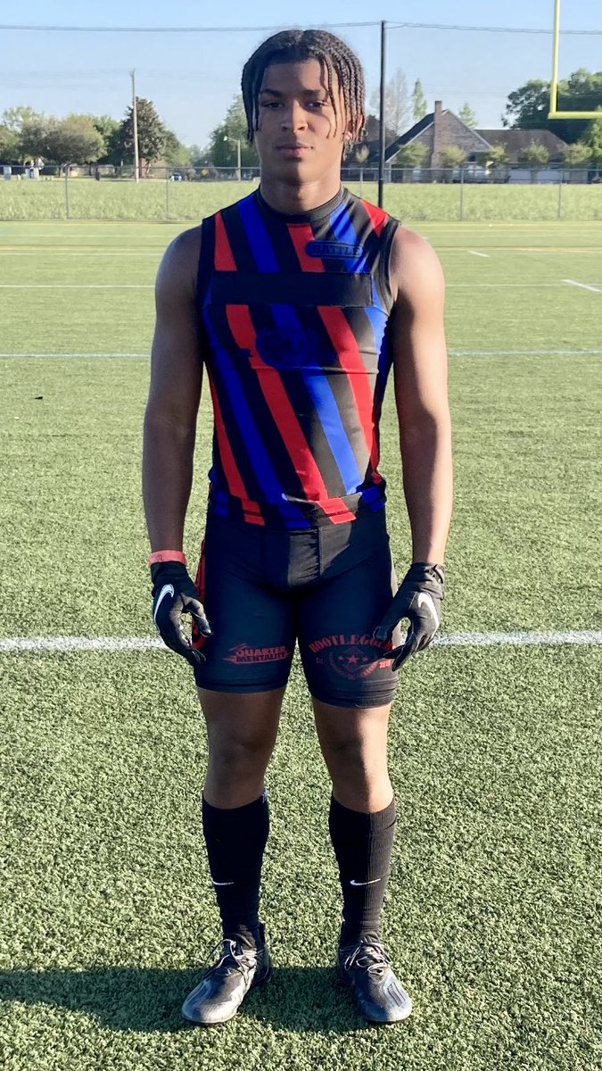 CameronMonette1's tweet photo. Had a Great time out there last weekend at the Broussard sports Complex with 4th quater mentality 💯 💈 Fade dem boy’s up !!! https://t.co/4BzkSmQPGn