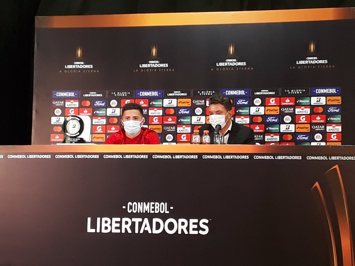 Marcelo Gallardo, sobre quien está sentado a su derecha: "Enzo (Fernández) ha evolucionado muchísimo. Nos viene dando muchas soluciones para el equipo".