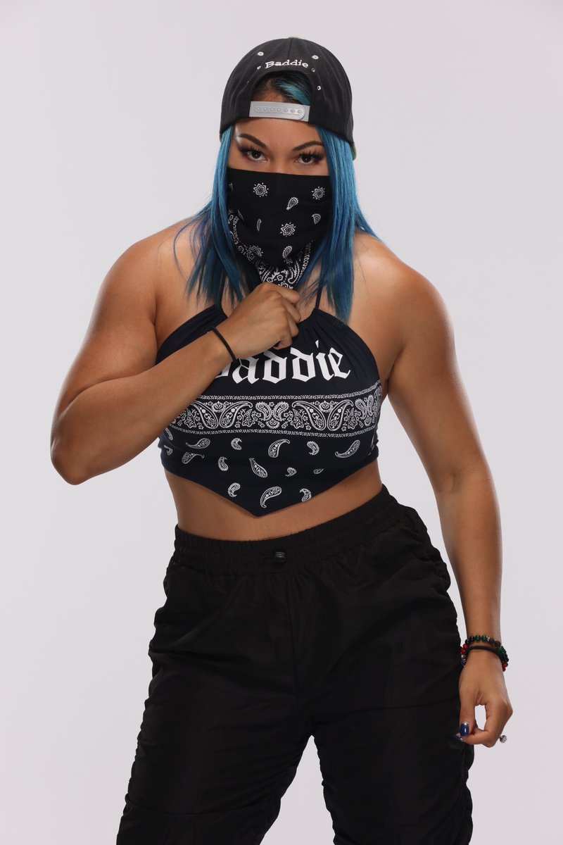 JustDerty's tweet photo. I miss seeing @MiaYim in the ring on tv but at least I can catch her on @Twitch every day. The big homie @RealKeithLee is a lucky man. #Yimitless #WomanCrushWednesday https://t.co/d9XmBSMPrk