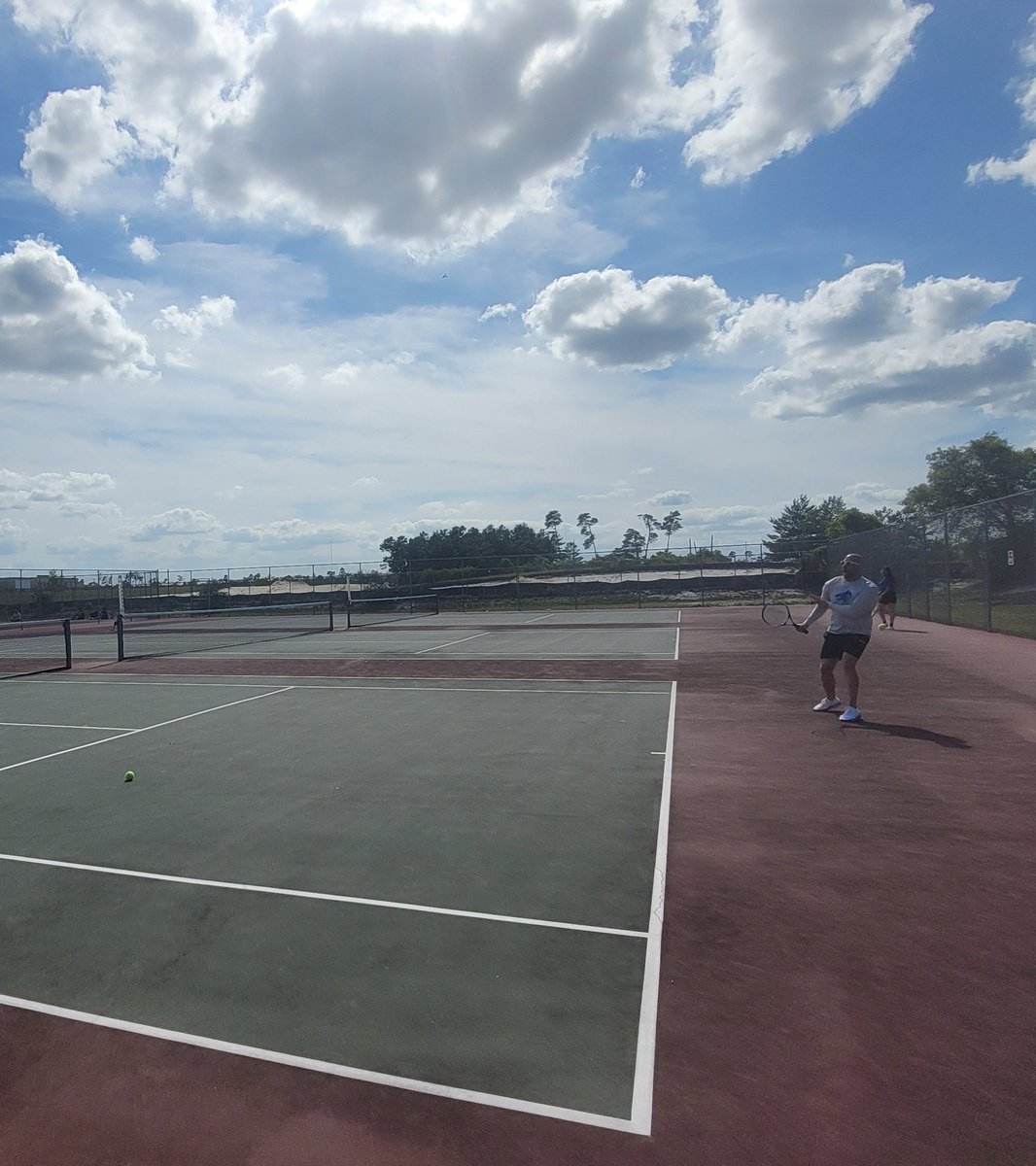 MrsDAversaAVID's tweet photo. Student vs Staff Tennis Match at Deltona today. Of course Staff members came out on top 😎💪🤍🐺💙 @DHSHappenings @MikeMicallef1 https://t.co/pbiQLPcwKC