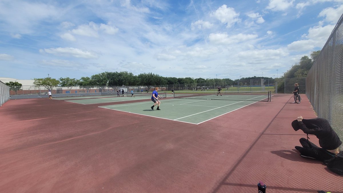 MrsDAversaAVID's tweet photo. Student vs Staff Tennis Match at Deltona today. Of course Staff members came out on top 😎💪🤍🐺💙 @DHSHappenings @MikeMicallef1 https://t.co/pbiQLPcwKC