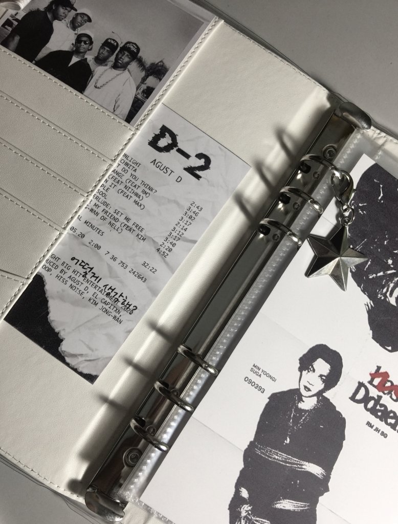 _myglosss's tweet photo. 💌 [ #colects ] 

~ hi, my macaron binder came home safely ! it's so pretty huhu i can't wait to decorate it >< thank you so much for the smooth transaction and for packing it securely 🤍🫶🏼

☆ #kdycfeedbacks • @kdaoyingcart https://t.co/OggTaDwDV3