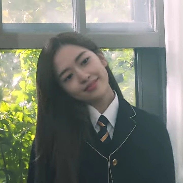 yujinniehour's tweet photo. [♡] #YUJIN #유진 #IVE #아이브 https://t.co/idkmw5WnrQ