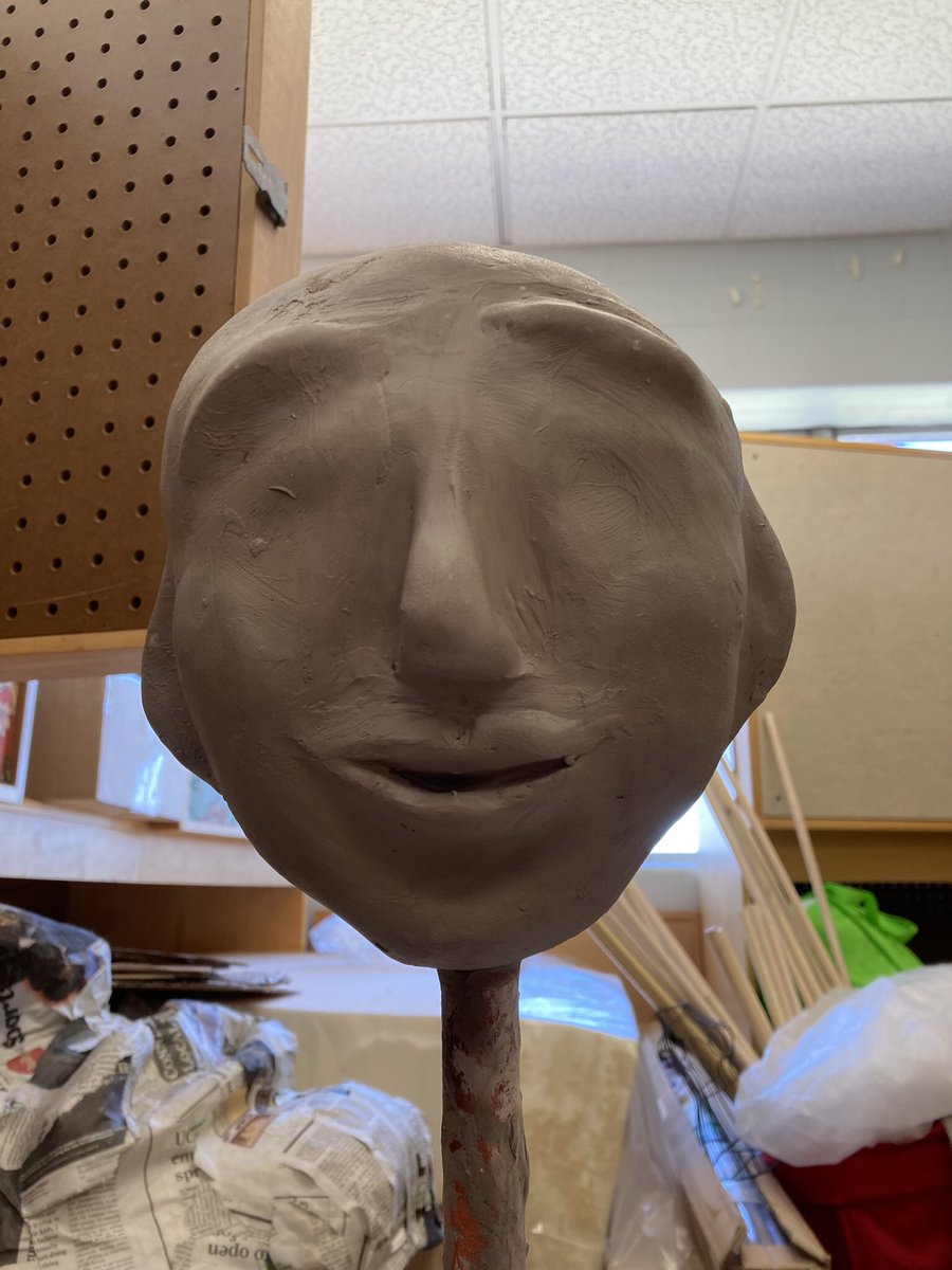 BevAdamsArts's tweet photo. Next #puppet up on the bench. 1m #Rodpuppet made from recycled and found materials. Prototype for #GaiaSavestheWorld street show. A few tweaks still to be made on the sculpt before paper mache @ace_thenorth #dycp https://t.co/s2Kvm7RrK0