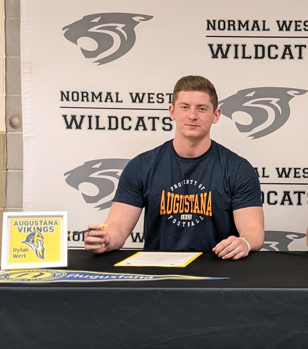DeezeMom's tweet photo. Atta boy @dylanwert1, so proud of you! College football signing night.
@NCWHS_Football @AugieILfootball https://t.co/70bZH8t7T1