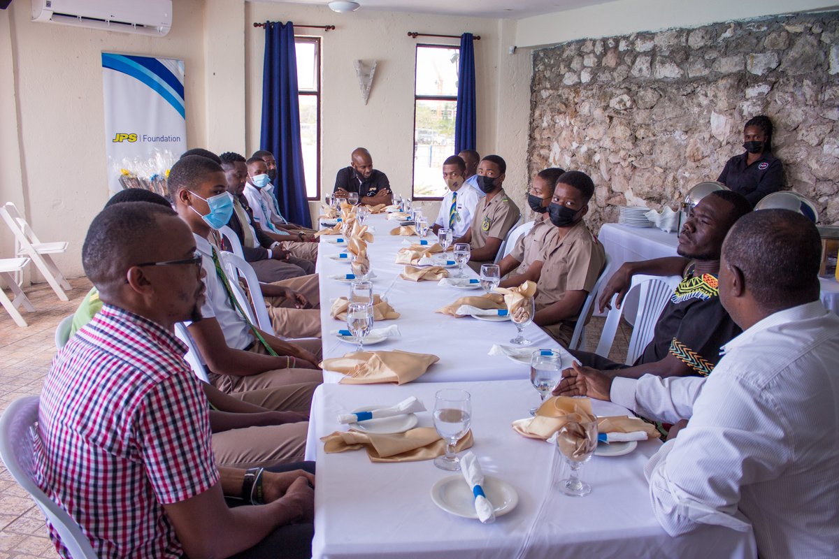 JPSFoundationJa's tweet photo. #TBT Last Thursday JPS Foundation hosted a group of boys from various high schools for a high stakes lunch hour session dubbed the JPSF Executive lunch with the BOYS. We introduced the boys to members of the JPS leadership team and had a lively discussion about their future. https://t.co/VyBlquE25B