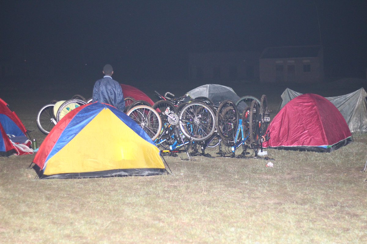 WatsonArinda's tweet photo. Waking up to get ready for DAY 3 riding for conservation #abikemakesthedifference #Bike4School #Bike4Care #Bike4Work #charity
#CooP-Uganda #CooP-Africa #Uganda #VisitUganda #woodcustoms256 #Rwenteerasafaripark #GretleySafaris @AishaNakato8 https://t.co/HJpRcIrJDt