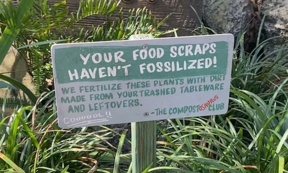InsideTheMagic's tweet photo. All That Food You Threw Out? Disney Is Using It!
https://t.co/C319RR3PlV

#conservation #animalkingdom #restaurantosaurus https://t.co/ue7uAmEhjy