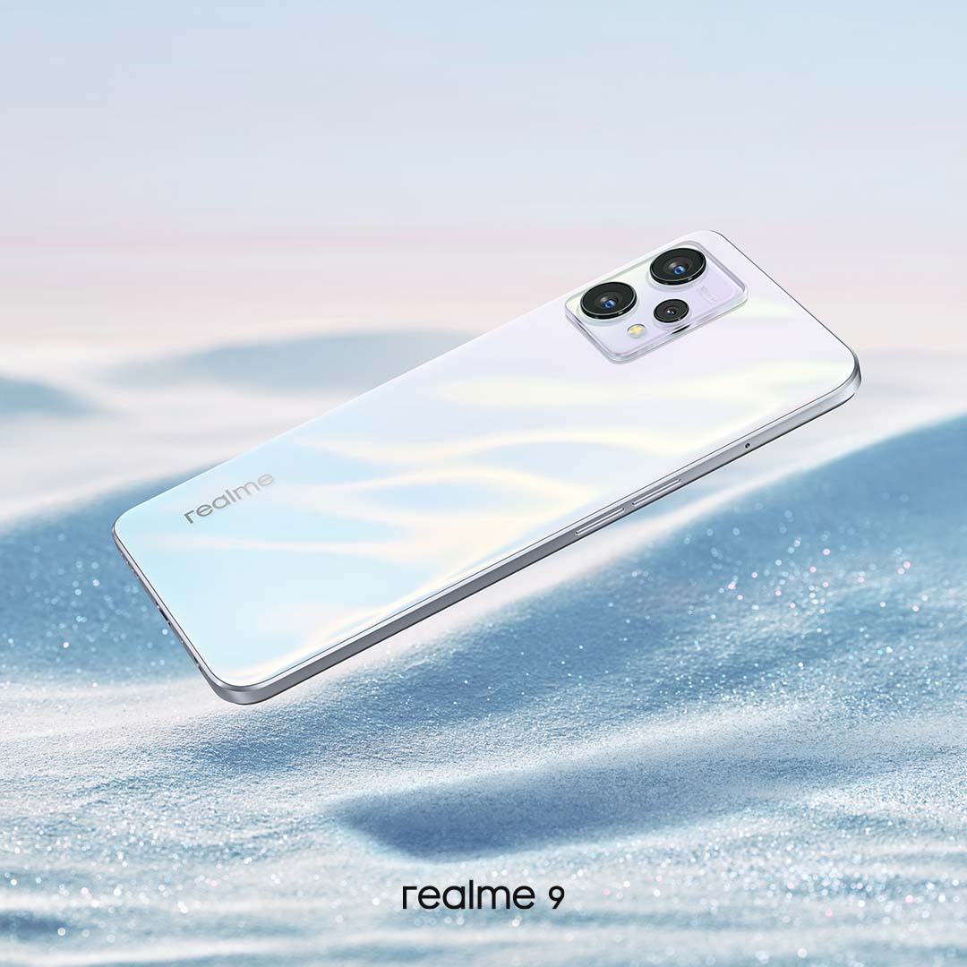 aesthyng's tweet photo. coba lihat nih HP 108MP 2jutaan realme 9 @realmeindonesia  cakep banget warnya soft putih tapi elegannya beuhh #realmeTerbaikRamadan https://t.co/Xn7kl747Ku