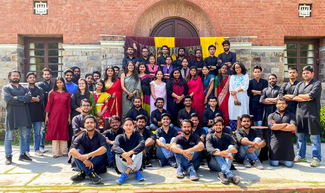AsmitaTheatre's tweet photo. Asmita Theatre group after street play performance at St Stephen's College, Street Play Dastak written and directed by @ArvindGaur. 
Thanks to Sabha, The Multilingual Theatre Society of St. Stephen’s College, #DelhiUniversity. 
#Theatre #StStephensCollege #AsmitaTheatre https://t.co/mLwQL3JiDo