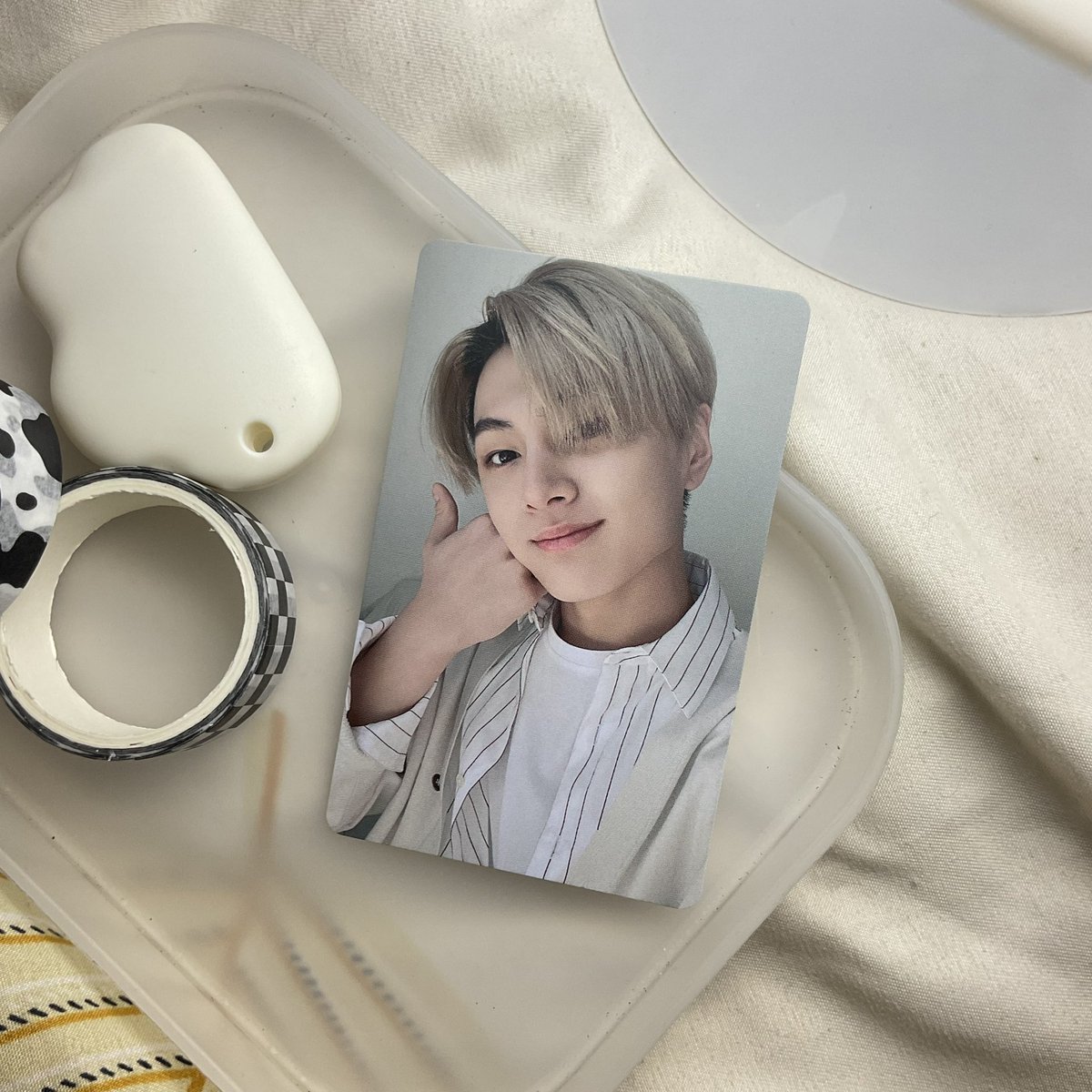 ggyucheolz's tweet photo. ๐: @AKOTOSIJAYSEV || #SEVbnsPROOF
hello ate sev! tysm for letting me adopt jay hakanai white! tysm for d freebie biscuit and it was packed vv safely! ๐ฅน๐ซถ๐ป
also, thanks to ate mayi @pjhxxn_ for this three way transaction! they're the one who offered jay white 2 me
#jonghaves https://t.co/SD968TEF3E
