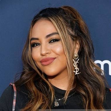 BarbaraLizzet's tweet image. #NewProfilePic