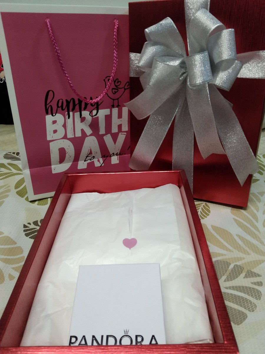 ของขวัญวันเกิดลูกพร้อมแล้ว เย็นนี้เจอกันนะครับ❤️
#Saint_sup #MingEr #HBD24th4SaintSup #HBD24thProject4Saint
