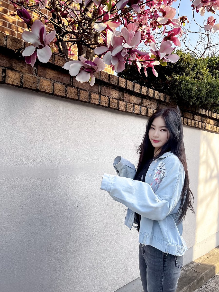 STAYCFL_'s tweet photo. 예쁜 건 같이 보면 좋으니까💕 https://t.co/6P24Lq9uTI