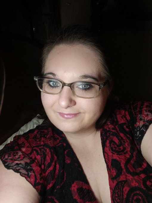 Gotn bored tonight so I did my makeup https://t.co/NrGa1PKz2o<a href="/tag/bbw"class="tags"><span>#bbw</span></a><a href="/tag/pictures"class="tags"><span>#pictures</span></a><a href="/tag/videos"class="tags"><span>#videos</span></a><a href="/tag/needmoney"class="tags"><span>#needmoney</span></a><a href="/tag/cashapp"class="tags"><span>#cashapp</span></a><a href="/tag/sellingcontent"class="tags"><span>#sellingcontent</span></a>