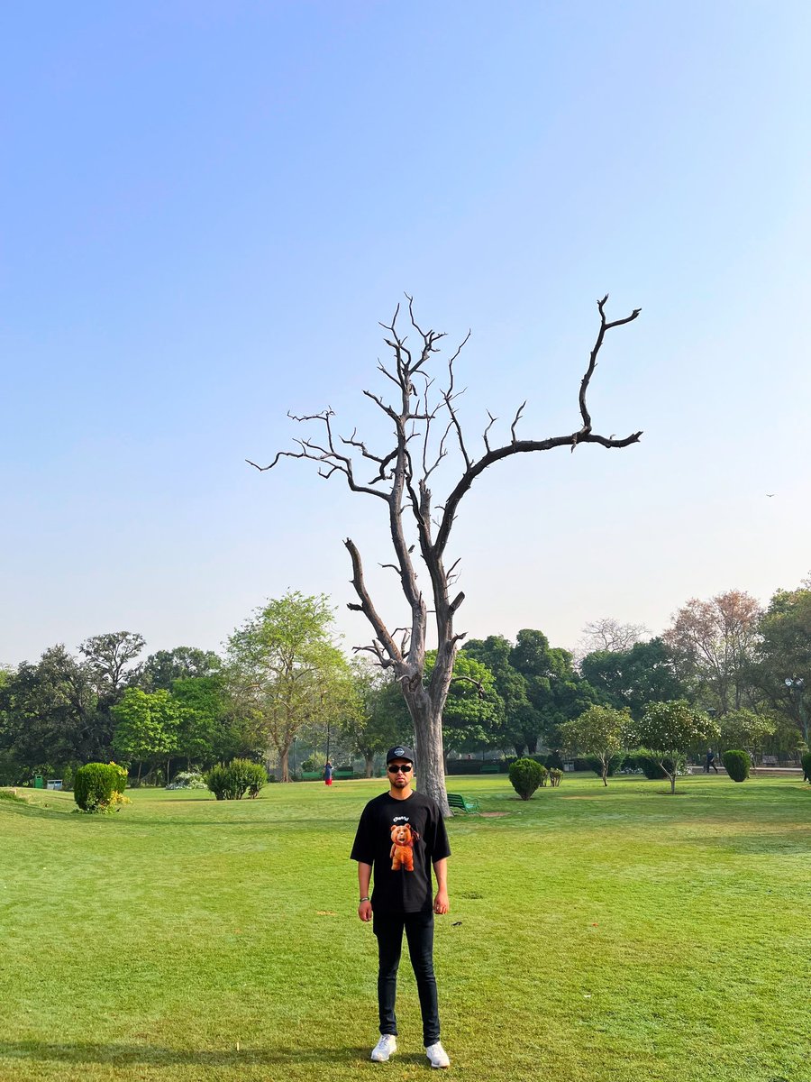 zaraskomusic's tweet photo. Sometimes we Need to be Alone ..

#life #lifemotivation #dj #producer #musician  #YouTube #NewMusicRelease #slaphouse #Artist #ArtistOnTwitter #nature #NaturePhotography #NatureBeauty #goodlife # https://t.co/dMfNt2g15D