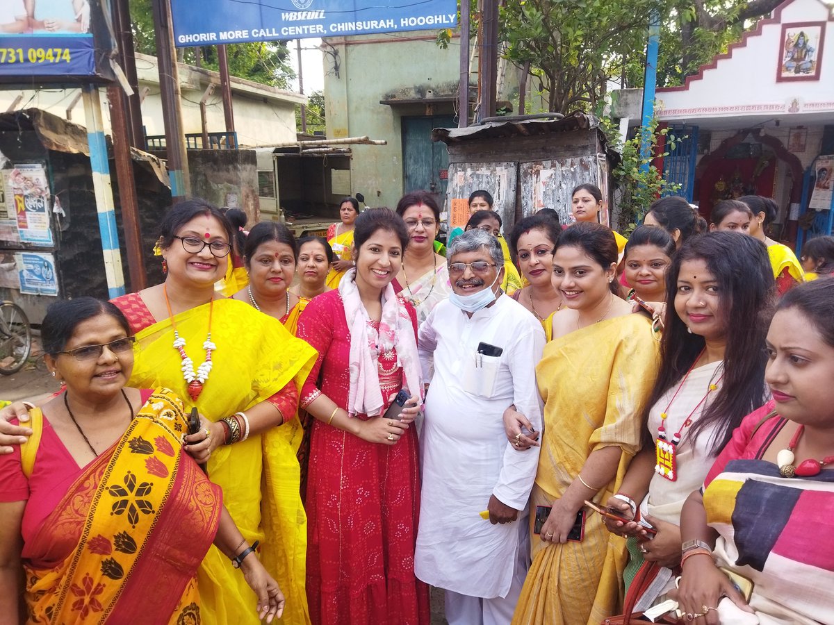 Runakhatun84's tweet photo. New Year celebration ১৪২৯[1429] organized by Hooghly District Bangajanani Bahini.
@MamataOfficial @abhishekaitc @sayani06 @AITCofficial https://t.co/GxdCZuI6oc