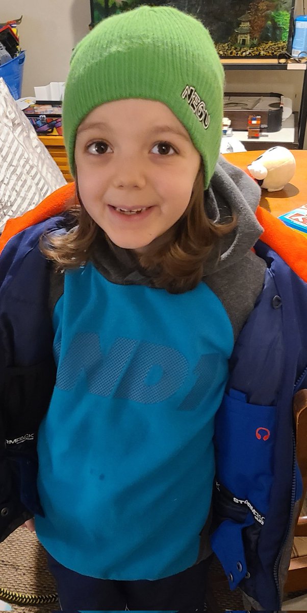 kandise12's tweet photo. My son has wished to become a YouTuber! He qualified for a wish from Make-A-Wish bc he's in cancer treatment🎗 they gave him a PC to help. He finally created his YouTube Channel! I'm looking to get him some subscribers, &amp; hoping #BTSARMY can help! Link 👇🏼
https://t.co/xRMILWPO1Q https://t.co/PeqM4yV2U3