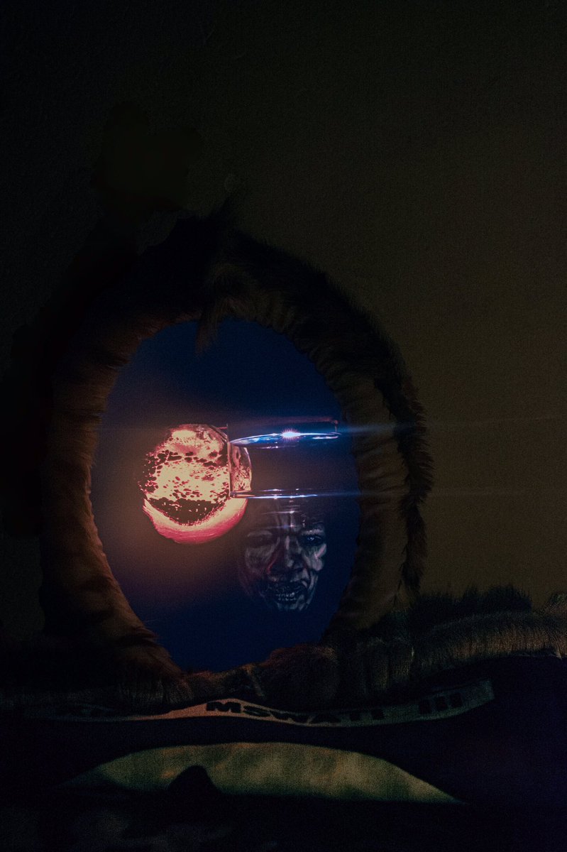GodUkhona's tweet photo. IDLOZI, can open doorways which you never thought existed before. #Mndau #Portal #spirituality #photomanipulation #thokoza #Godukhona https://t.co/3OaKR2IXoq