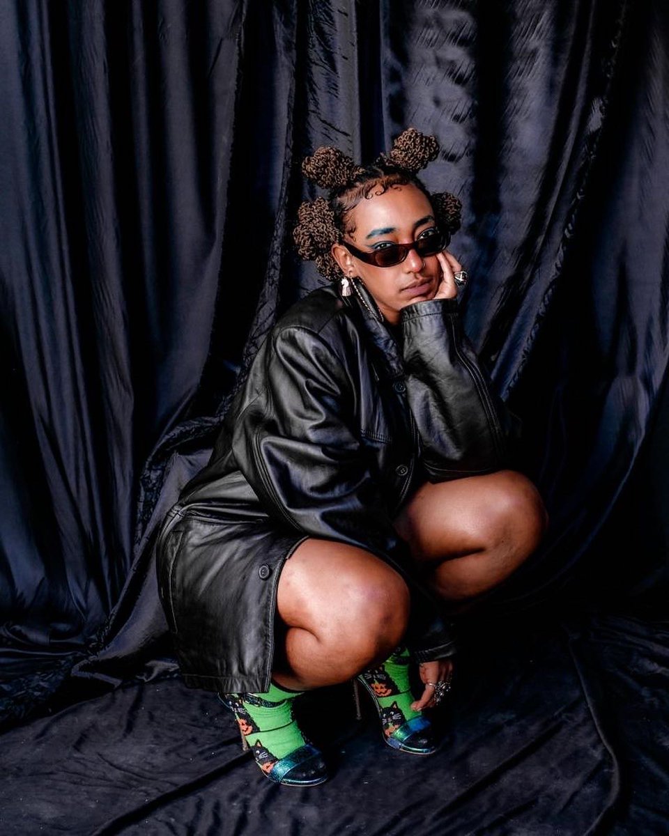 Next to her passion for visual storytelling through #photography, artist of the week <a href="/fuabilich/">Nafkot Gebeyehu</a>📸 also runs Studio 11 with @zionyaynuart🎨 a space to increase the visibility of creatives and empower those around them✨

🔗instagram.com/p/CcTLwGQMvOA/

#quakedigital #gallery #creatives