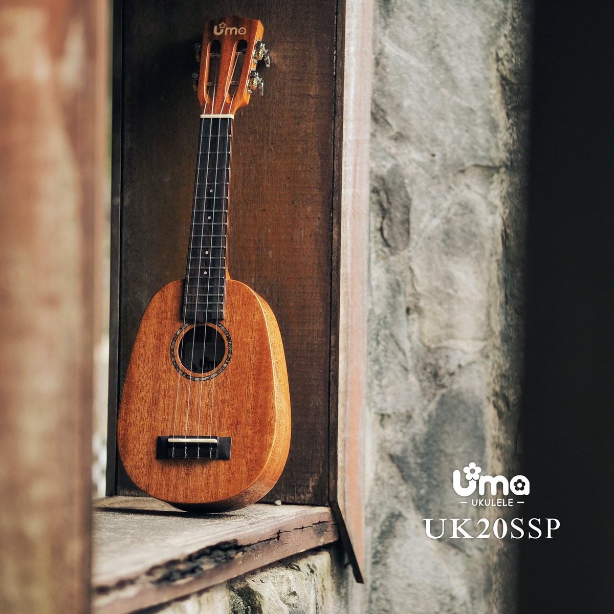Uma uK20SSP 21”ukulele 
#umaukulele #ukulele #uke #ウクレレ #umaウクレレ

umaukulele.com