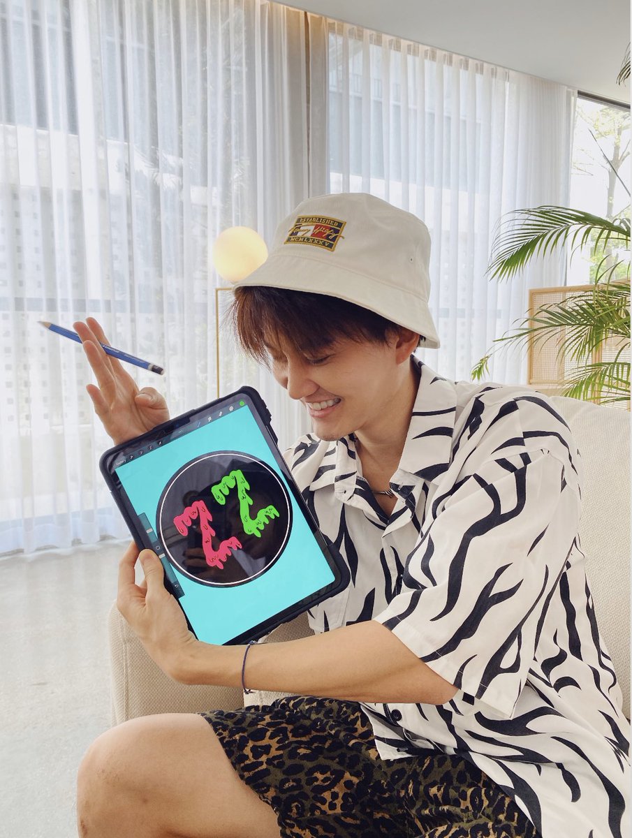 GolfPichaya's tweet photo. มาแล้วครัชช‼️ “ZZ” [ZombinationZ] เป็นชื่อสั้นๆ ของโปรเจ็ค #NFT @zombinationznft ที่จะเปิดให้ Mintเร็วๆนี้ครับ แล้วกอล์ฟจะมาแชร์ข้อมูลเกี่ยวกับโปรเจ็คเพิ่มเติม สามารถติดตามอัพเดทแบบตามติดได้ที่ discord นะครับมาhttps://t.co/55HsCxK4Jp
#GolfPichayaNFT
#zombinationz #zombinationznft https://t.co/tYqhv2hwtD