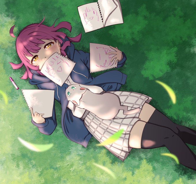放課後は、はんぺんと
璃奈ちゃんボード制作中 