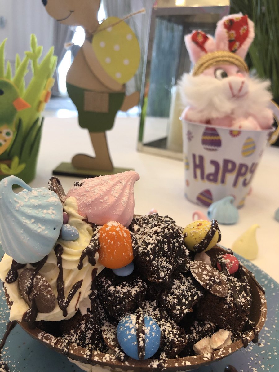 Longcourt House Hotel (@longcourthh) on Twitter photo Easter treats and delicious chocolate confections <a href="/OriginalIrishHt/">Original Irish Hotels</a> #originalirishthursday Easter treats and delicious chocolate confections <a href="/OriginalIrishHt/">Original Irish Hotels</a> #originalirishthursday