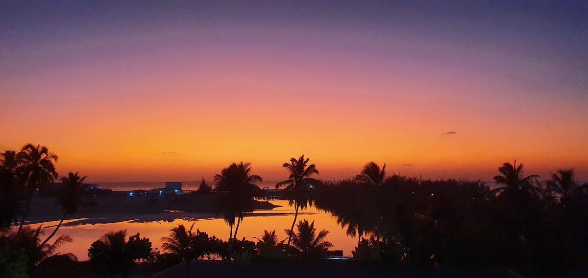 yaano4073's tweet photo. #RoadhaWithAmex @bankofmaldives 
@Dhiraagu 
#roadhamoments https://t.co/YXNGFGGOqE