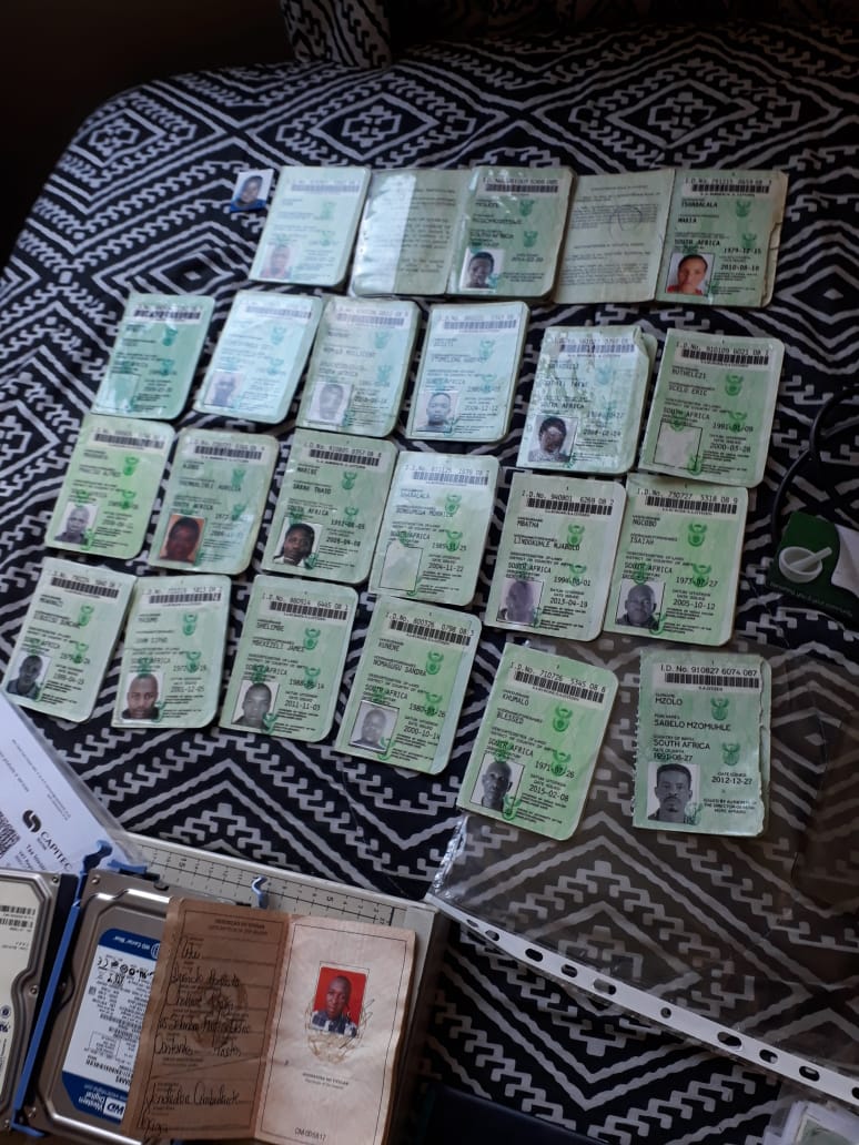 BEAST OF NEWS (@eversonluhanga) on Twitter photo A Zimbabwean national has been arrested for having A FULL FUNCTIONING DEPARTMENT OF HOME AFFAIRS IN HIS HOUSE in Hilbrow. Sergeant Zondo of Hilbrow <a href="/SAPoliceService/">SA Police Service 🇿🇦</a> confirmed to <a href="/ScrollaAfrica/">Scrolla Africa</a>.The man was making identity documents, Sassa cards, bank cards, drivers licenses A Zimbabwean national has been arrested for having A FULL FUNCTIONING DEPARTMENT OF HOME AFFAIRS IN HIS HOUSE in Hilbrow. Sergeant Zondo of Hilbrow <a href="/SAPoliceService/">SA Police Service 🇿🇦</a> confirmed to <a href="/ScrollaAfrica/">Scrolla Africa</a>.The man was making identity documents, Sassa cards, bank cards, drivers licenses
