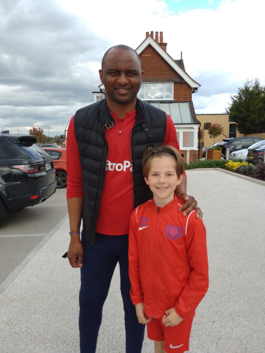 EMCAcademy's tweet photo. An unforgettable experience for a selection of our U8 & U9 squads yesterday who met Crystal Palace manager, Patrick Viera before their game against the Palace academy 🦅
#NEXTGEN #EMCWAY #PATHWAY #DREAMBIGGER #PATHTOPRO #PROLIFESTYLE #EMCFAMILY #LOCALLEGACY #PROFIXTURES https://t.co/X3tfJ19qem