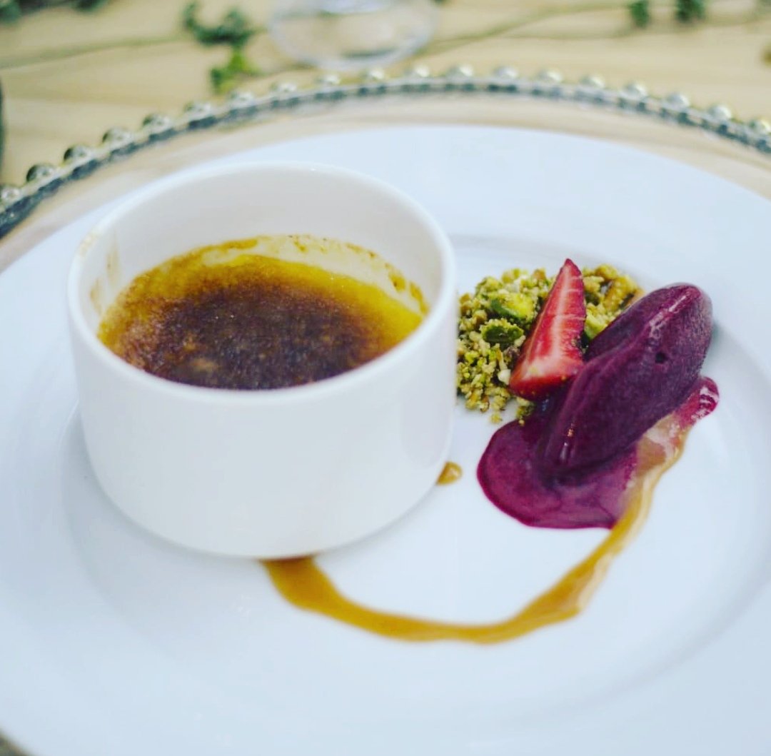 ThandoMbilini's tweet photo. A few snaps from the pop up. #chefthando #EatYourHeartOut #PopUpRestaurant https://t.co/OwxOJYI3kp