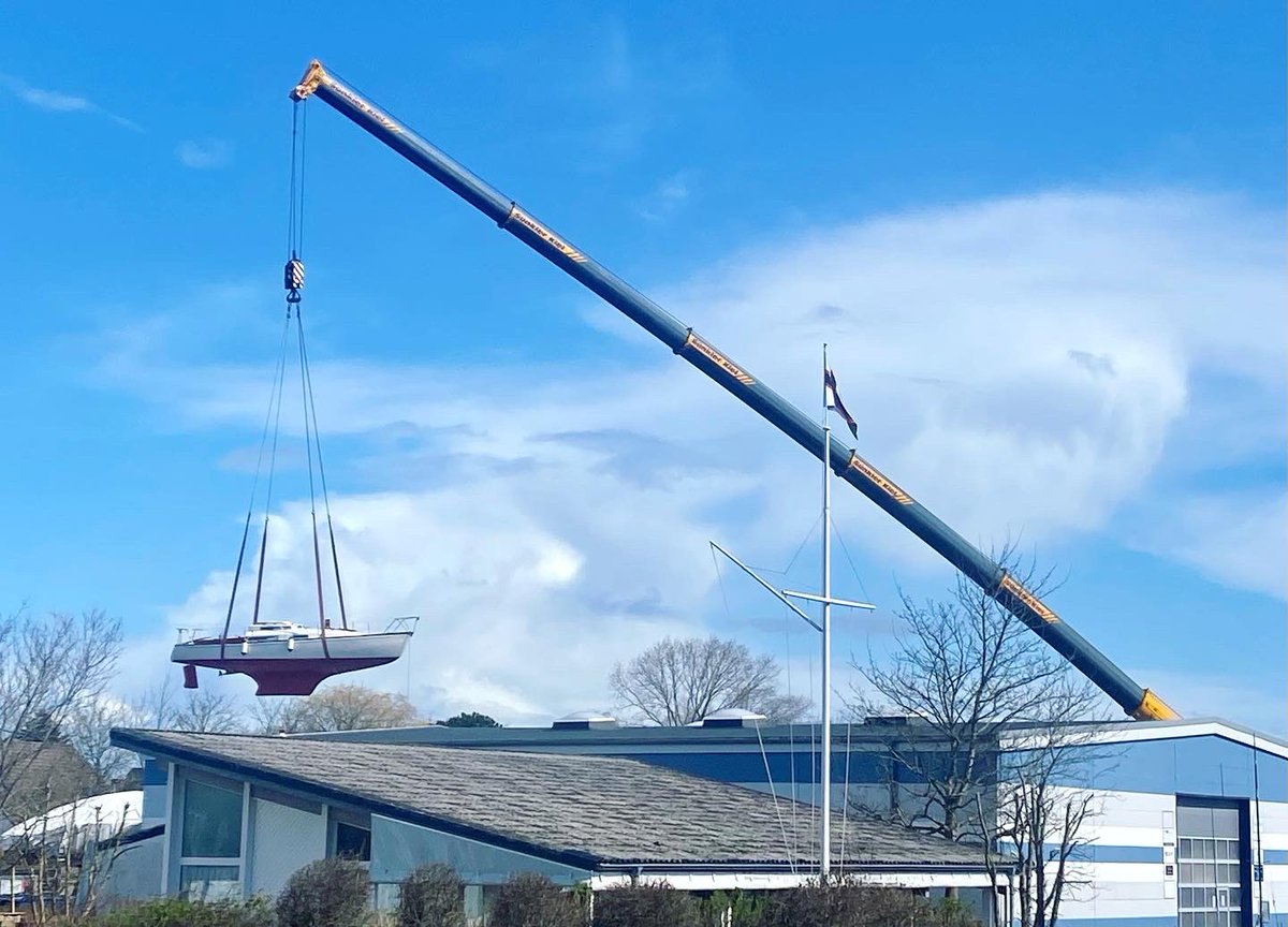 echteheldenkiel's tweet photo. Fliegende Boote in #strande bei #kiel #bootkranen #kielerförde #stranderbucht #segelsaison #kieksailingcity https://t.co/NfJHGDsEQZ