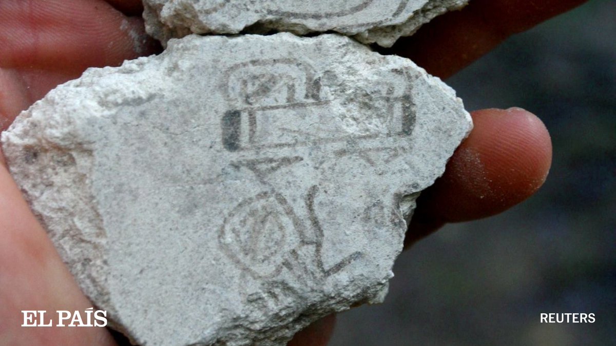 elpaismexico's tweet photo. 🇲🇽🔎La primera fecha del calendario maya aparece en lo más profundo de una pirámide

Un grupo de arqueólogos identifica el registro más antiguo del almanaque sagrado de 260 días en fragmentos de un mural

🔗https://t.co/pZjGYxJ1Eh

🖋 @MACriado 

🧵1/6⤵️ https://t.co/Du1jVlrFLt
