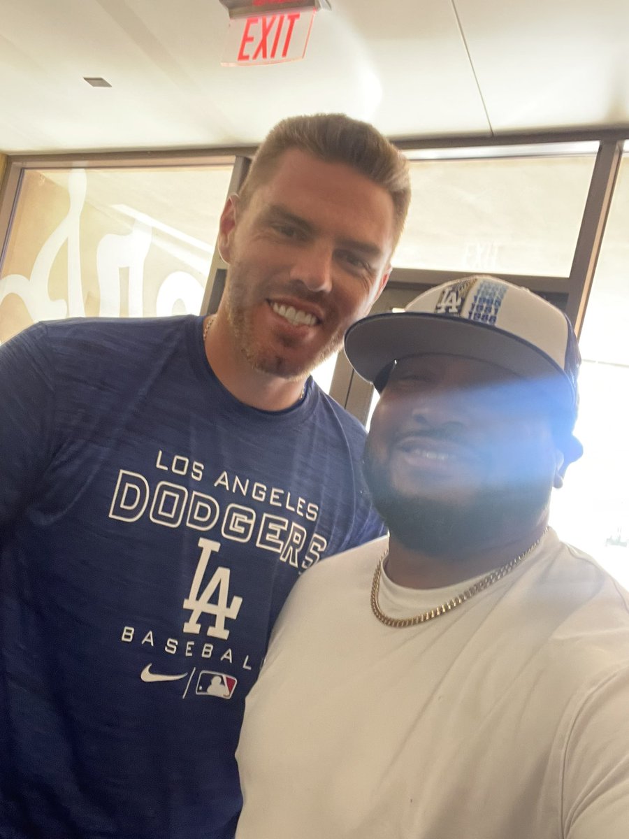 djsevere's tweet photo. That walk up belongs to @FreddieFreeman5 🔥 https://t.co/co6SC8KNeE