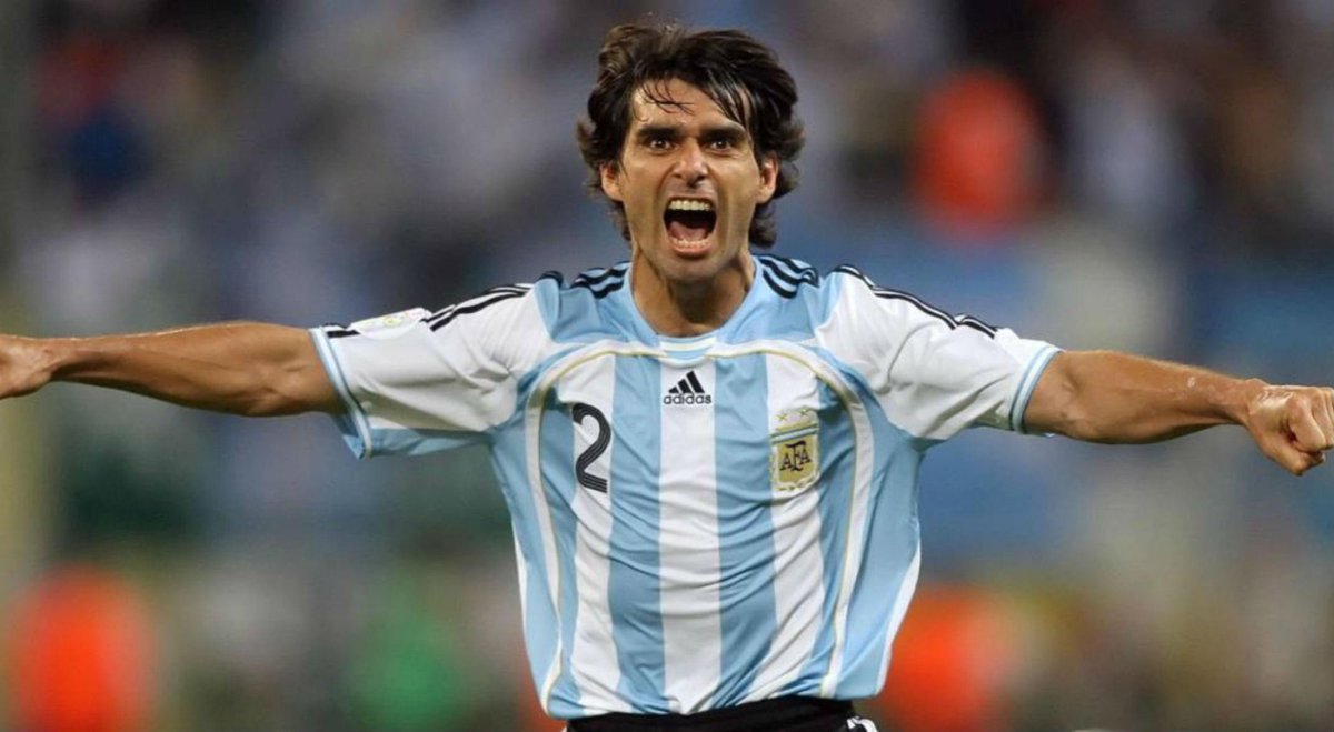 #OnThisDay in 1973 Roberto Ayala was born in Parana. 115 International caps for @Argentina and 187 appearances for @valenciacf @LigaAFA @RiverPlate @ESPNFCarg @FIFAcom @acmilan @CONMEBOL @ARG_soccernews @afa @JuanG_Arango @SoccerARG @FiliaNacional @Argentinaff @RoyNemer